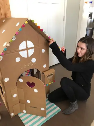 Cách Làm Chỗ Ngủ Cho Chó Bằng Thùng Giấy