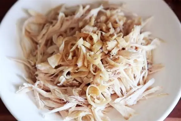 Thực Phẩm Thứ Hai: Gà Xé