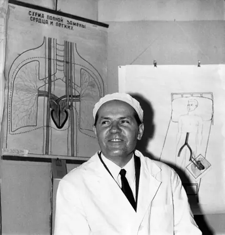 Chó Ngao 3 Đầu Cerberus