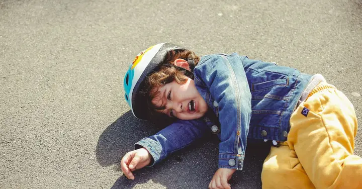 Cách Sơ Cứu Tai Nạn Thường Gặp Khi Cho Trẻ Đi Du Lịch- Ảnh 1. Cách Sơ Cứu Tai Nạn Thường Gặp Khi Cho Trẻ Đi Du Lịch- Ảnh 1.