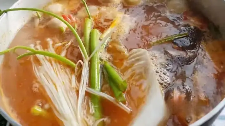 Hướng Dẫn Thưởng Thức Lẩu Cá Basa Đúng Điệu