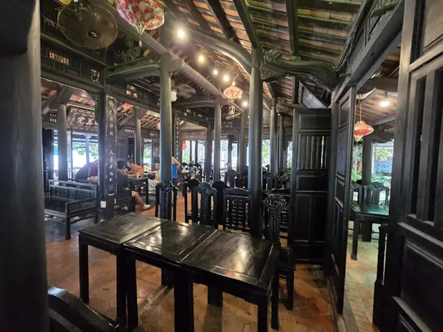 Cafe Xưa & Nay – Hồi Ức Bên Tách Cà Phê