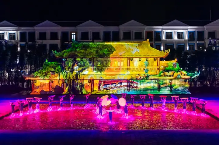 [grand World Phú Quốc] - Vé Tinh Hoa Việt Nam