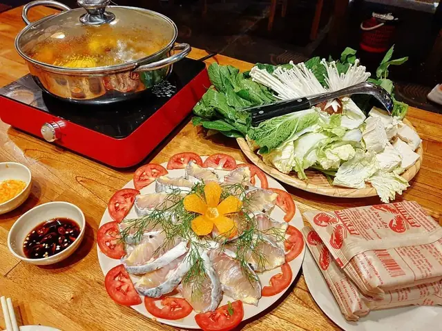 Lẩu Cá Tầm Gió Măng Đen Lẩu Cá Tầm Gió Măng Đen