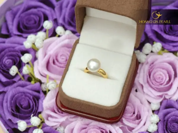 Bộ Sưu Tập Trang Sức Ngọc Trai Phối Vàng Chế Tác Đặc Biệt Của Hoàng Gia Pearl Sẽ Là Món Quà Ý Nghĩa Và Tinh Tế Để Bạn Dành Tặng Người Phụ Nữ Yêu Thương. Bộ Sưu Tập Trang Sức Ngọc Trai Phối Vàng Chế Tác Đặc Biệt Của Hoàng Gia Pearl Sẽ Là Món Quà Ý Nghĩa Và Tinh Tế Để Bạn Dành Tặng Người Phụ Nữ Yêu Thương.