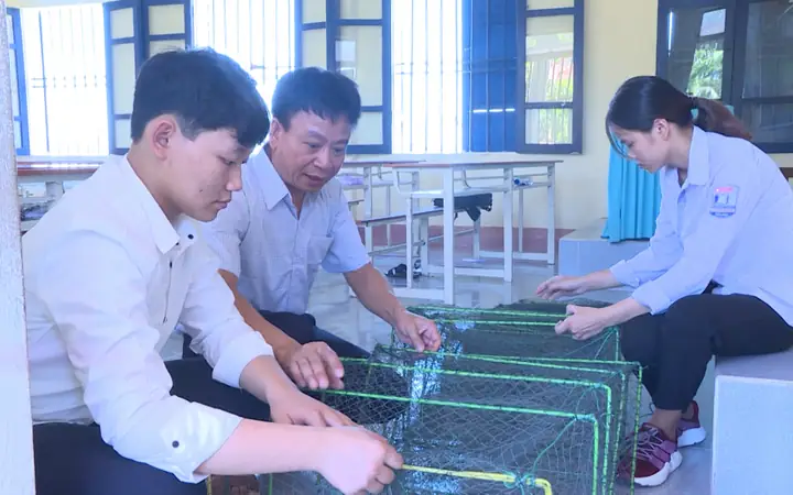 Ngăn Chặn Tác Hại Và Sự Phát Triển Của Cá Dọn Bể - Đề Tài Đạt Giả Ba ...