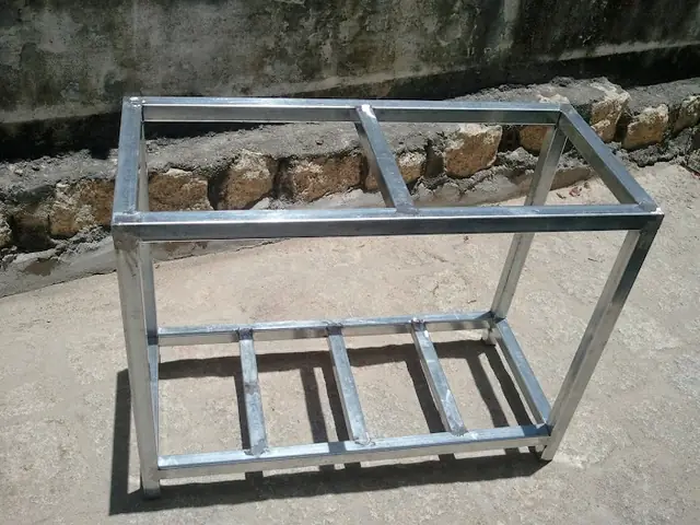 Chân Bể Cá Inox: Cẩm Nang Toàn Tập Từ Chọn Mua Đến Bảo Dưỡng