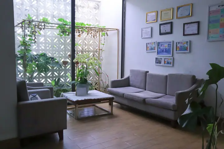 Chế Độ Chăm Sóc Khách Hàng Và Giá Cả Hợp Lý