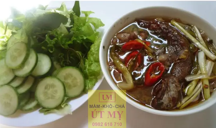 Mắm Cá Lóc Nguyên Con