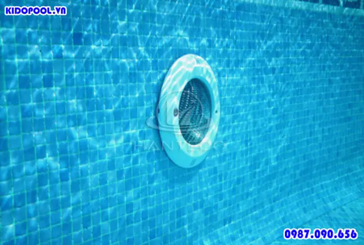 Đèn Led Dưới Nước, Đèn Chịu Nước Bể Bơi, Hồ Cá Như Thế Nào Là Chất Lượng?