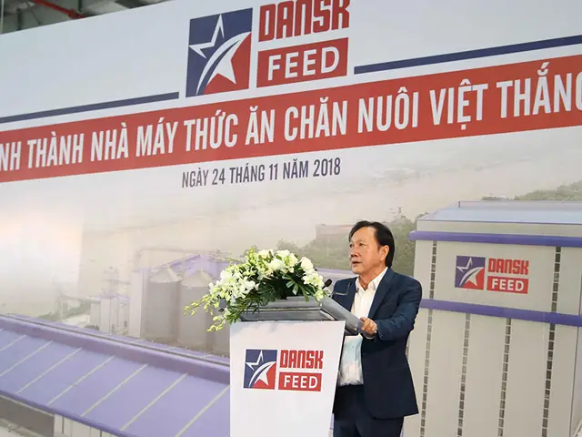 Ông Dương Ngọc Minh, Chủ Tịch Hđqtv Công Ty Tnhh Thức Ăn Chăn Nuôi Việt Thắng Long An Phát Biểu. Ảnh: Lê Toàn