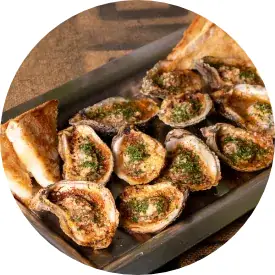 Oysters On The Half Shell Và Char-grilled Oysters Oysters On The Half Shell Và Char-grilled Oysters