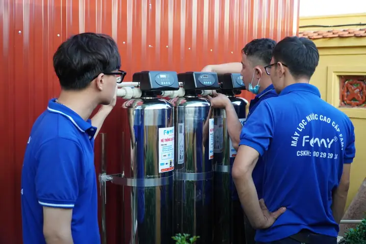 Cung Cấp Hệ Thống Lọc Nước Đầu Nguồn Cho Hồ Cá.