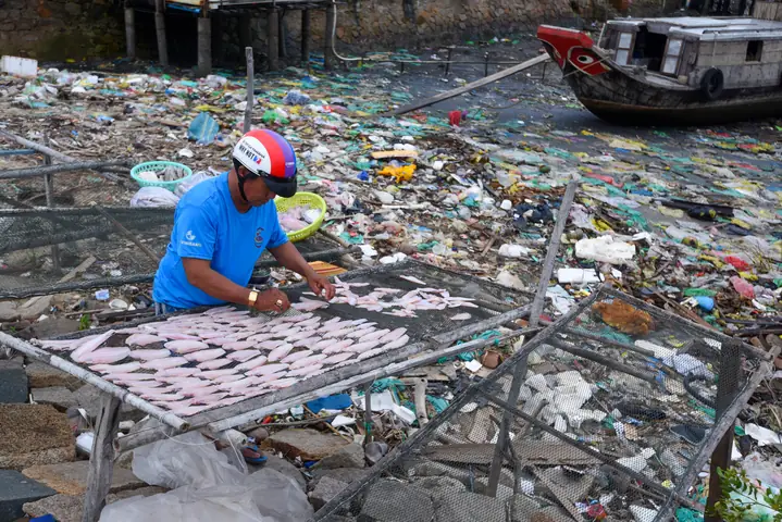 Ảnh Hưởng Kinh Tế Và Sức Khỏe