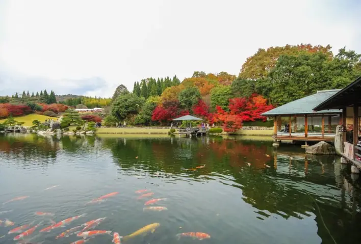 Vườn Sankeien Ở Hiroshima, Nhật Bản Vườn Sankeien Ở Hiroshima, Nhật Bản