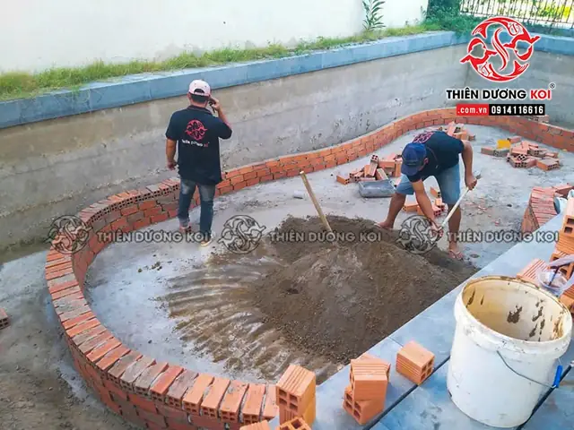 Hệ Thống Lọc Truyền Thống – Bí Quyết Giữ Nước Trong Cho Hồ Cá Koi