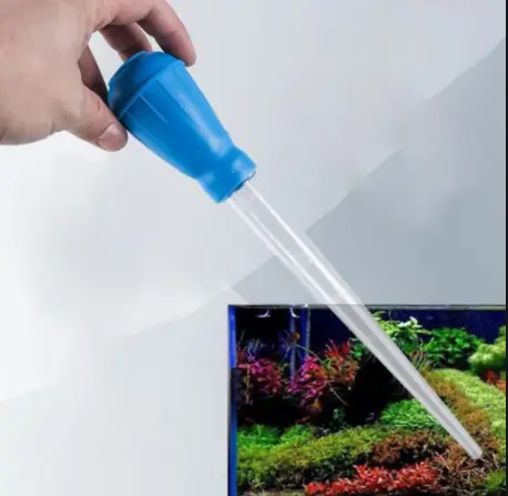 Hướng Dẫn Chi Tiết Cách Sử Dụng Cây Hút Cặn Để Vệ Sinh Hồ Cá Hiệu Quả