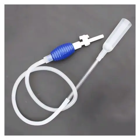 Hướng Dẫn Chi Tiết Cách Sử Dụng Cây Hút Cặn Để Vệ Sinh Hồ Cá Hiệu Quả