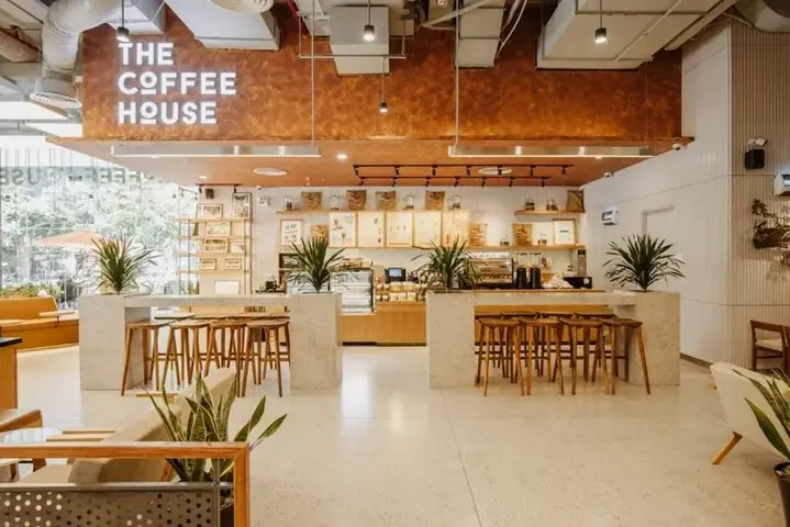 Tăng Trưởng Vượt Bậc Của Một Thương Hiệu Việt Nam