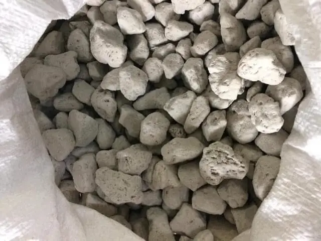 Vật Liệu Lọc Thiết Yếu Cho Hệ Thống Lọc Hồ Koi Ngoài Trời