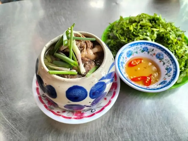 Mắt Cá Ngừ Hầm Tiêu Xanh – Nồi Dinh Dưỡng Cho Ngày Se Lạnh