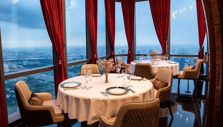 Nhà Hàng The Refinery – Landmark 81