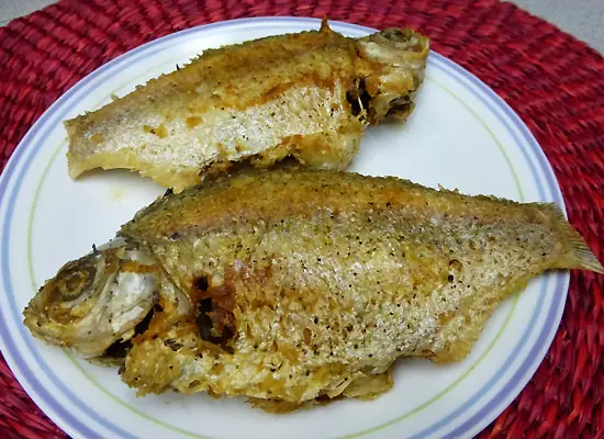 Mồi Câu Cá He Sông