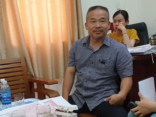 Ông Châu Quang Anh - Giám Đốc Công Ty An Thạnh, Đơn Vị Cung Cấp Thức Ăn Bị Công Nhân “tố” Có Sán Trong Tô Bún Cá Cam Cho Rằng Cá Có Sán Là Chuyện Bình Thường. Tuy Nhiên, Trong Trường Hợp Này, Sán Có Trong Lát Cá, Không Nằm Trong Bụng Cá Là Khá Hy Hữu Nên Khó Phát Hiện.