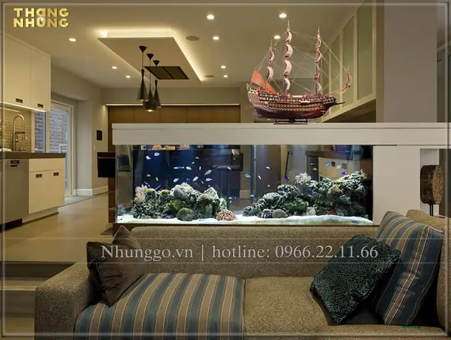 Ý Nghĩa Phong Thủy Trang Trí Thuyền Buồm Trên Bể Cá Cảnh