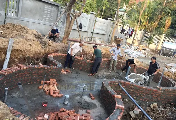 Xây Gạch Tạo Hình Bể Cá
