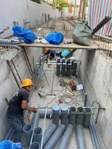 Bước 5: Đi Hệ Thống Ống Lọc Đáy Hồ Bước 5: Đi Hệ Thống Ống Lọc Đáy Hồ