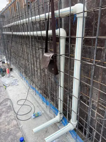 Bước 5: Đi Hệ Thống Ống Lọc Đáy Hồ Bước 5: Đi Hệ Thống Ống Lọc Đáy Hồ