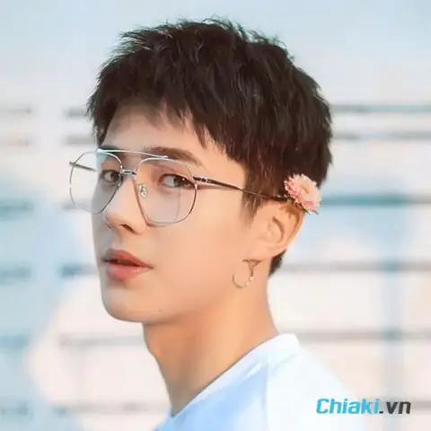 29. Tóc Layer Nam Đeo Kính 29. Tóc Layer Nam Đeo Kính
