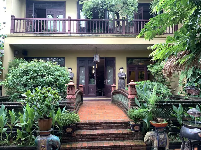 Bể Cá Tiểu Cảnh Sân Vườn