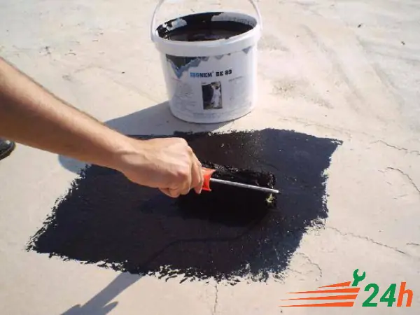 Bước 3: Phun Lớp Lót Chống Thấm Bước 3: Phun Lớp Lót Chống Thấm