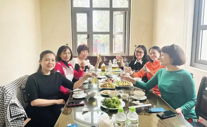 Khám Phá Không Gian Hiện Đại Tạinhà Hàng Cá Lăng Việt Trì Việt Hưng Khám Phá Không Gian Hiện Đại Tạinhà Hàng Cá Lăng Việt Trì Việt Hưng