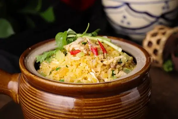 Cách Làm Cơm Chiên Cá Mặn Chuẩn Vị Của Người Hoa Cách Làm Cơm Chiên Cá Mặn Chuẩn Vị Của Người Hoa