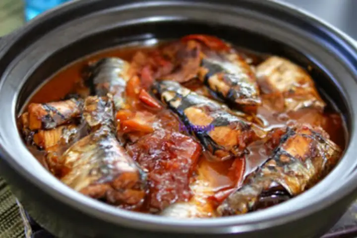 Cá Mòi Kho Tiêu