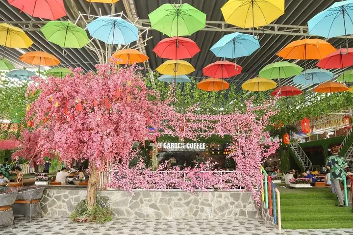 Không Gian Đậm Chất Nhật Bản, Ngập Tràn Sắc Xanh