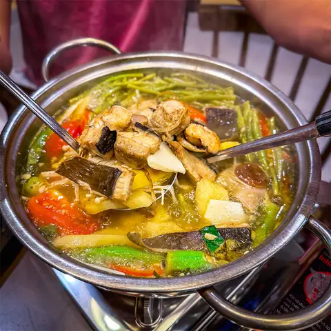 Lẩu Cá Đuối Vũng Tàu - Đặc Sản Làm Say Lòng Thực Khách