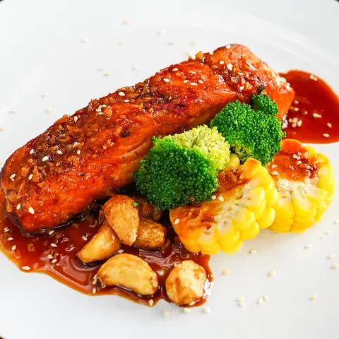 Cá Hồi Áp Chảo Sốt Mật Ong – Lobster Bay