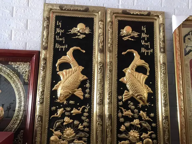 Ý Nghĩa Tranh Lý Ngư Vọng Nguyệt Bằng Đồng Trong Phong Thủy